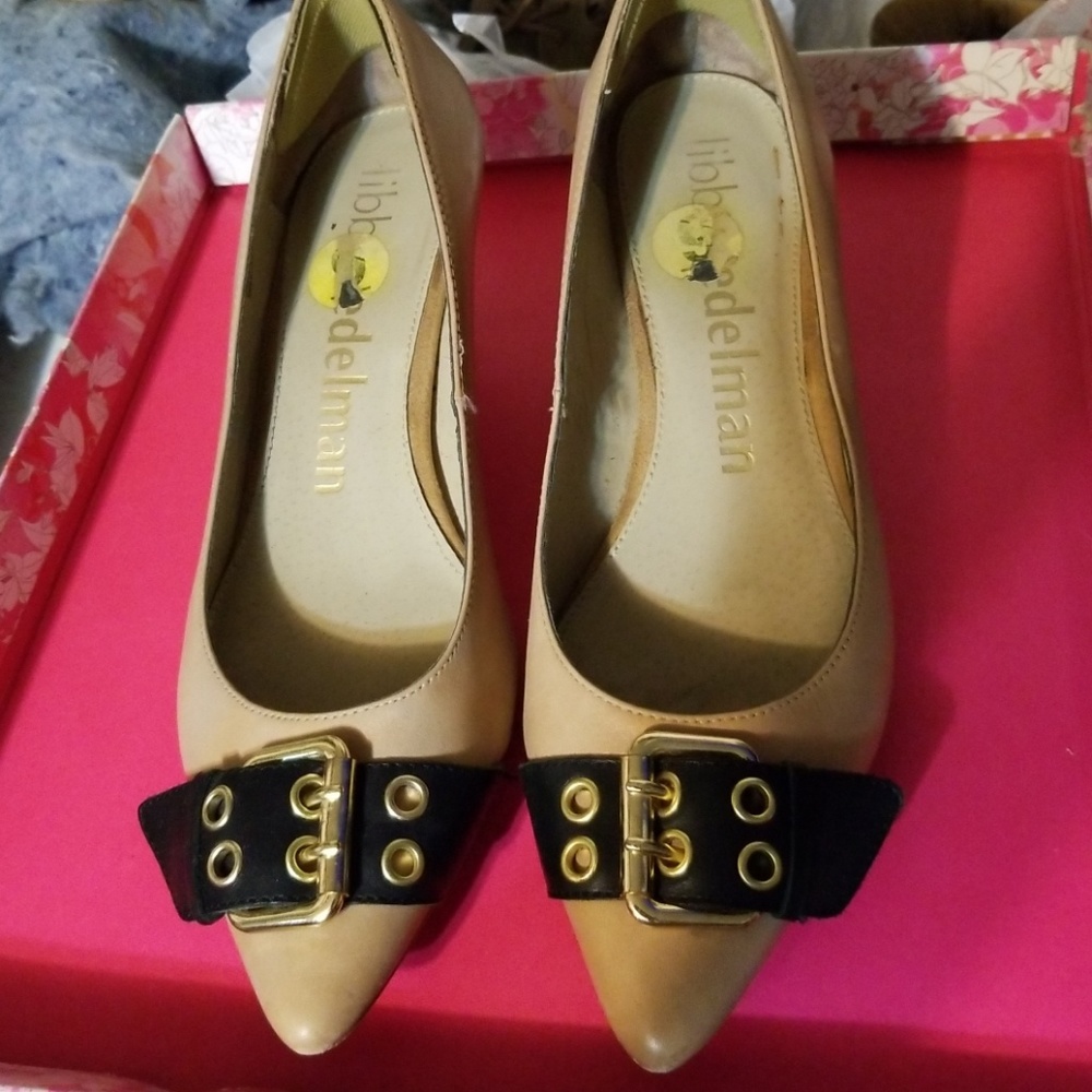 9M Libby Edelman Pumps Leather